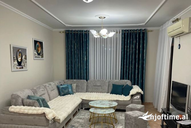 Shtepi me qera 3+1 ne Tirane - 800 Euro