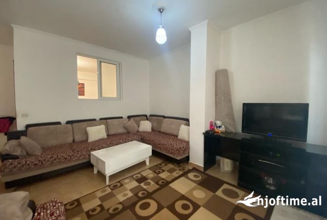 Shtepi ne shitje 1+1 ne Tirane - 130,000 Euro