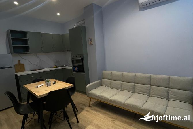 Apartament 1+1 me qira -Stacioni i Trenit
