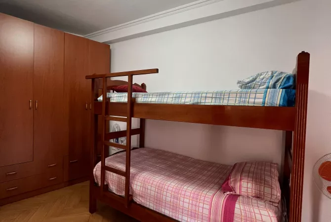 Shtepi me qera 2+1 ne Tirane - 65,000 Leke