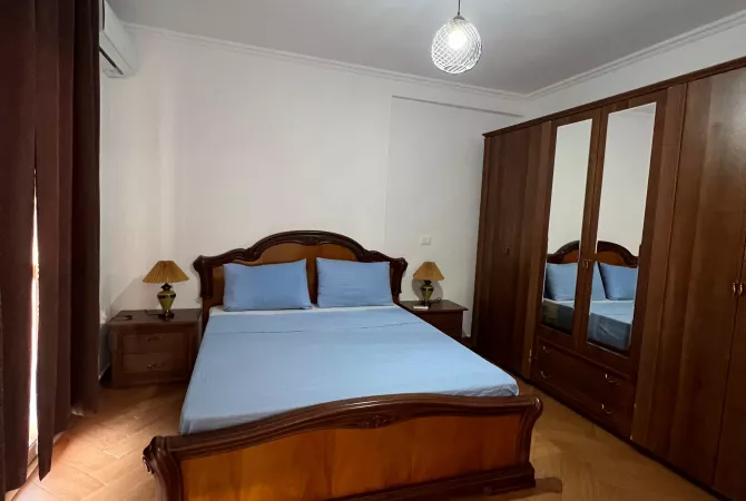 Shtepi me qera Apartament ne Tirane, 2+1, Mobilimi E mobiluar, Pagesa 65,000  Leke.