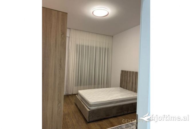 Shtepi me qera Apartament ne Tirane, 2+1, Mobilimi E mobiluar, Pagesa 600  Euro.