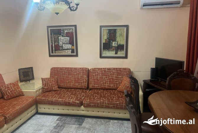 Shtepi me qera 1+1 ne Tirane - 370 Euro