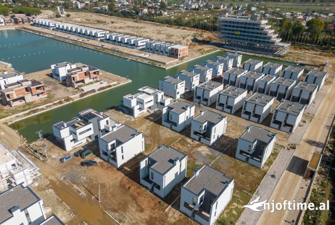 Shtepi ne shitje 3+1 ne Durres - 275,000 Euro