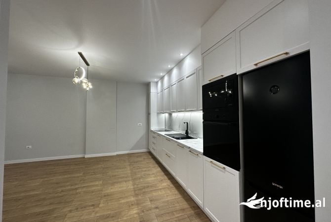 Shtepi me qera 3+1 ne Tirane - 600 Euro