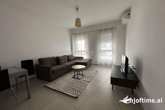 Shtepi me qera 1+1 ne Tirane - 550 Euro