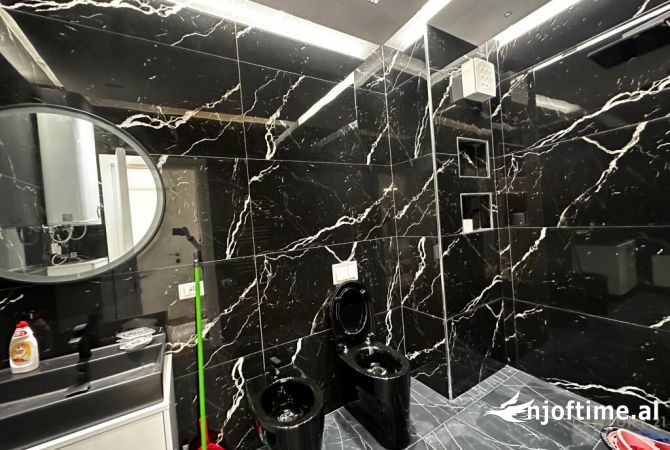 Shtepi me qera Apartament ne Tirane, 2+1, Mobilimi E mobiluar, Pagesa 1,000  Euro.