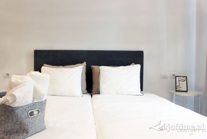 Shtepi me qera Apartament ne Tirane, 1+1, Mobilimi E mobiluar, Pagesa 700  Euro.