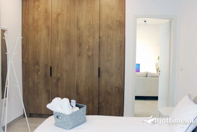 Shtepi me qera Apartament ne Tirane, 1+1, Mobilimi E mobiluar, Pagesa 700  Euro.