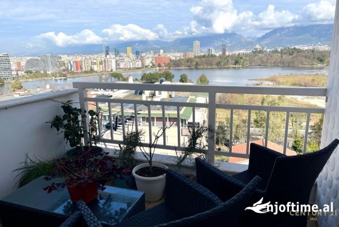 Shtepi ne shitje Apartament ne Tirane, 2+1, Mobilimi E mobiluar, Pagesa 239,000  Euro.