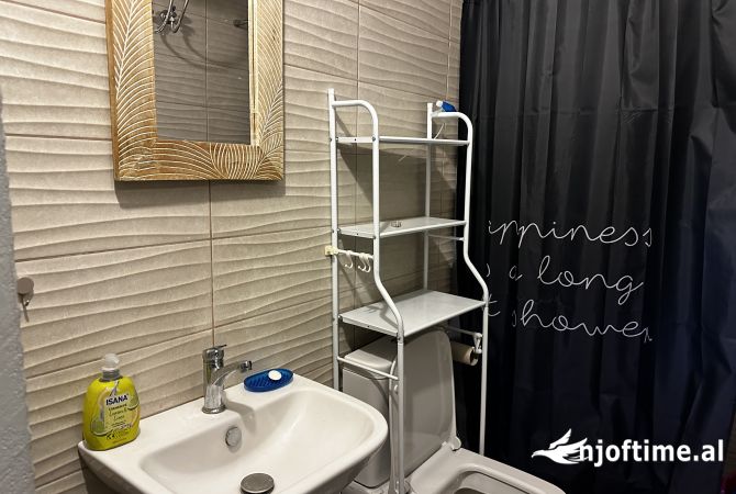 Shtepi me qera Apartament ne Tirane, 1+1, Mobilimi E mobiluar, Pagesa 350  Euro.