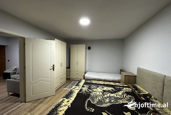Shtepi me qera Apartament ne Tirane, 1+1, Mobilimi E mobiluar, Pagesa 350  Euro.