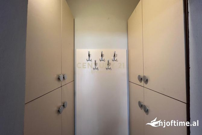 Shtepi me qera Apartament ne Tirane, 1+1, Mobilimi E mobiluar, Pagesa 600  Euro.