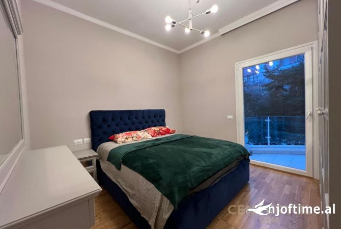 Shtepi me qera Apartament ne Tirane, 1+1, Mobilimi E mobiluar, Pagesa 650  Euro.