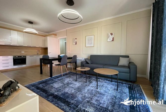 Shtepi ne shitje Apartament ne Tirane, 3+1, Mobilimi E mobiluar, Pagesa 320,000  Euro.