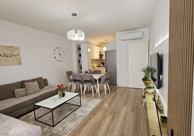 Shtepi me qera 1+1 ne Tirane - 700 Euro