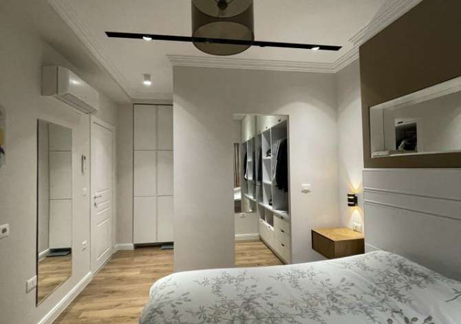 Shtepi me qera 3+1 ne Tirane - 1,200 Euro