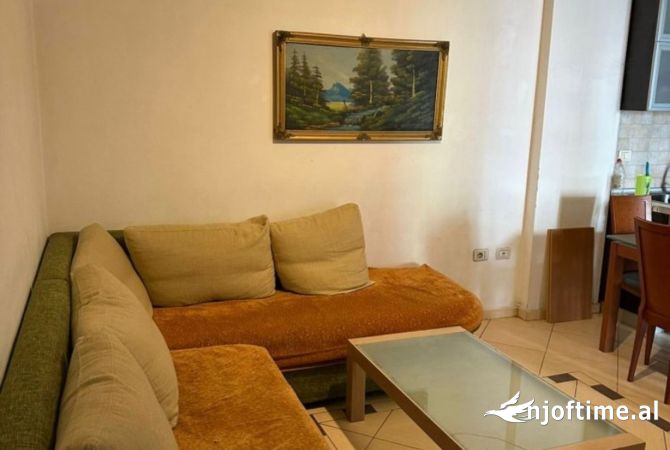 Shtepi me qera 1+1 ne Tirane - 500 Euro
