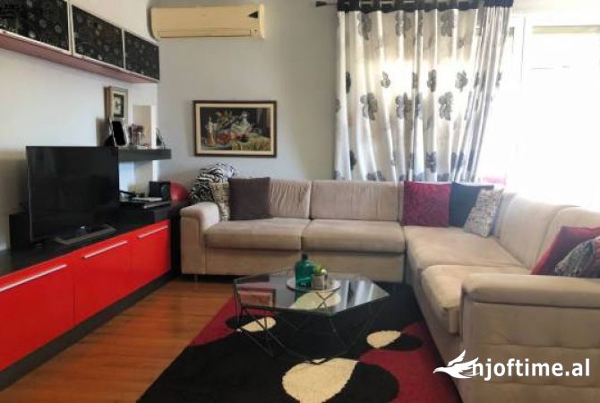 Shtepi me qera 2+1 ne Tirane - 600 Euro