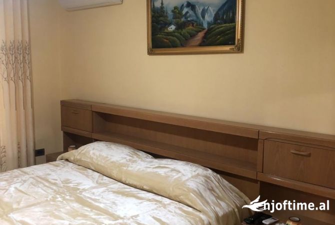 Shtepi ne shitje 1+1 ne Tirane - 65,000 Euro