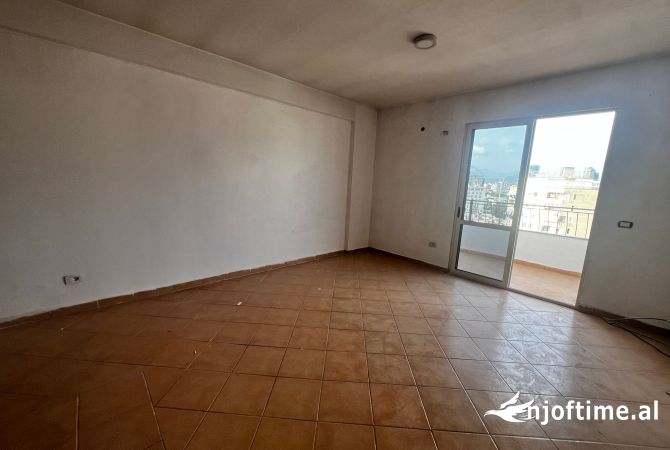 Shtepi ne shitje 2+1 ne Tirane - 178,000 Euro