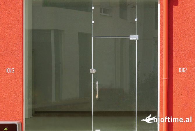 Ambient biznesi me qera 1+1 ne Tirane - 37,000 Leke
