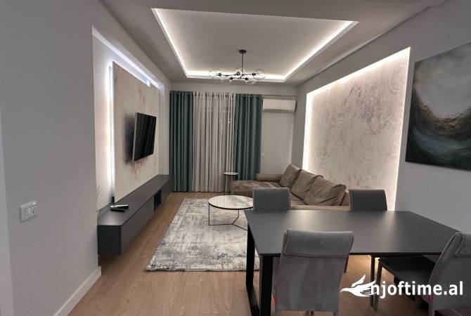 Shtepi me qera 2+1 ne Tirane - 750 Euro