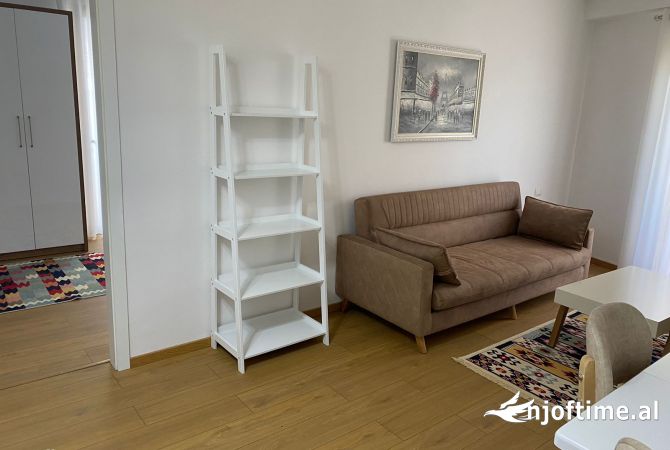Shtepi me qera 1+1 ne Tirane - 600 Euro
