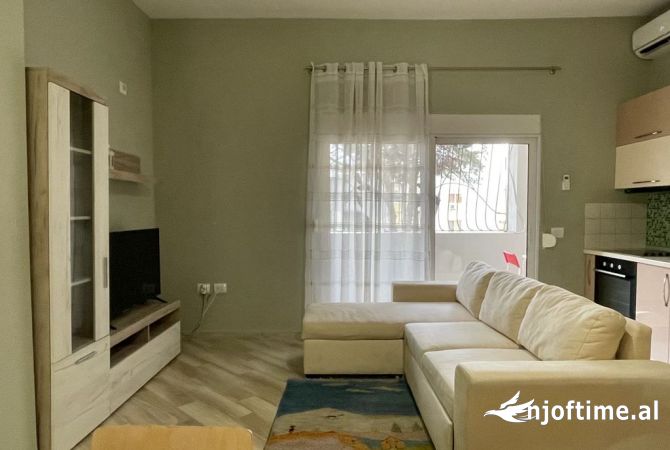 Shtepi me qera 2+1 ne Tirane - 600 Euro
