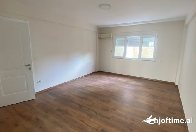 Shtepi ne shitje 1+1 ne Tirane - 135,000 Euro
