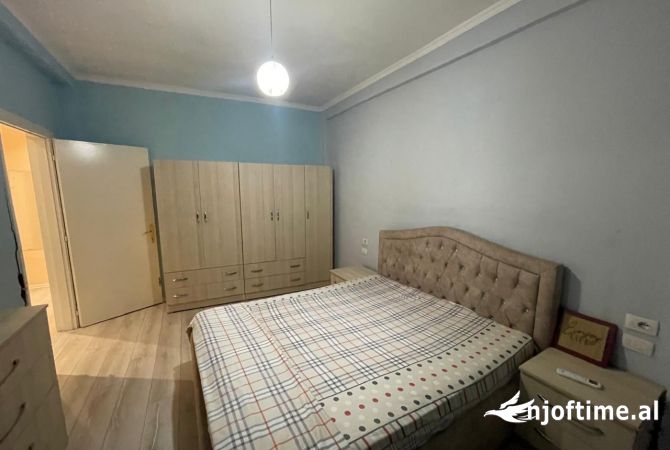 Shtepi me qera 2+1 ne Tirane - 46,000 Leke