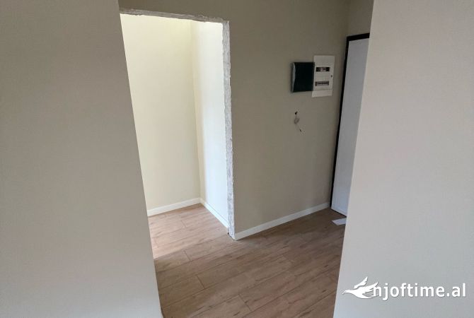 Shtepi me qera 2+1 ne Tirane - 53,000 Leke