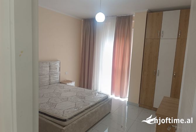 Shtepi me qera 1+1 ne Tirane - 450 Euro