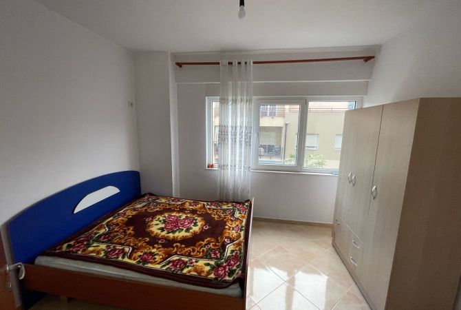 Shtepi me qera 2+1 ne Tirane - 420 Euro