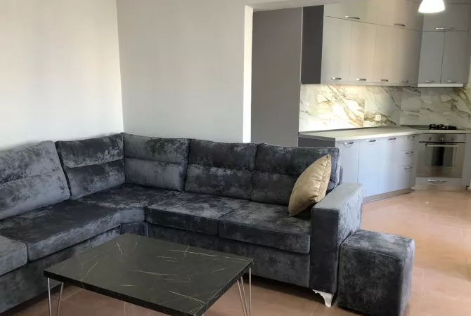 Shtepi me qera 1+1 ne Tirane - 500 Euro