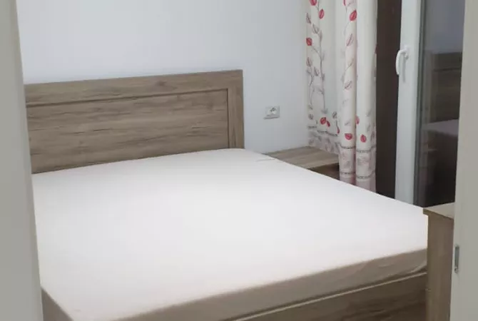 Shtepi me qera 1+1 ne Tirane - 450 Euro