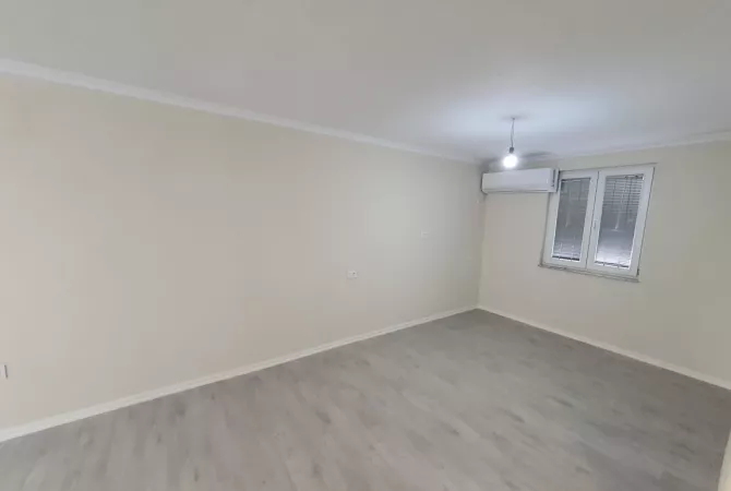 Ambjent biznesi me qera 3+1 ne Tirane - 550 Euro
