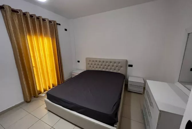 Shtepi me qera 1+1 ne Tirane - 450 Euro
