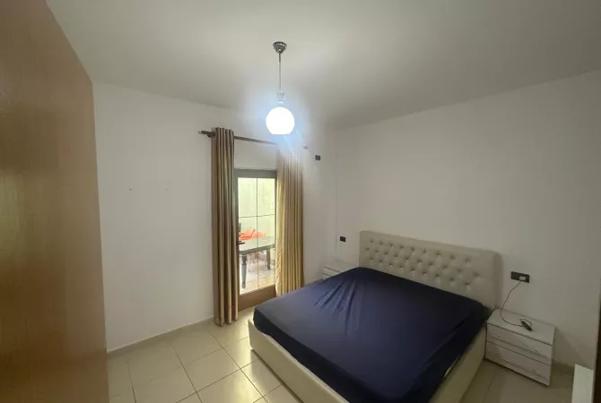 Shtepi me qera 1+1 ne Tirane - 460 Euro