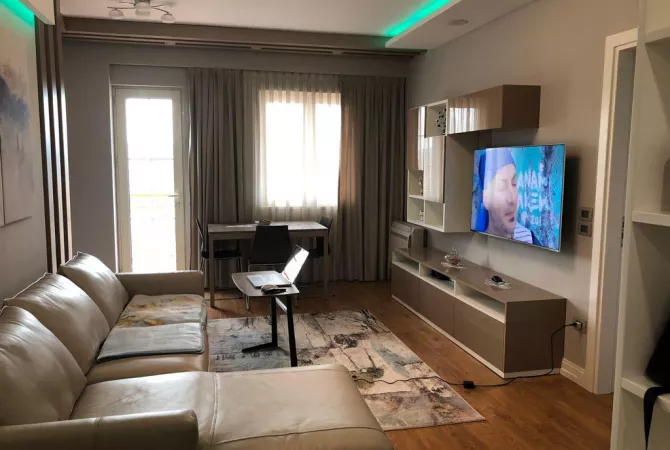 Shtepi me qera 2+1 ne Tirane - 600 Euro