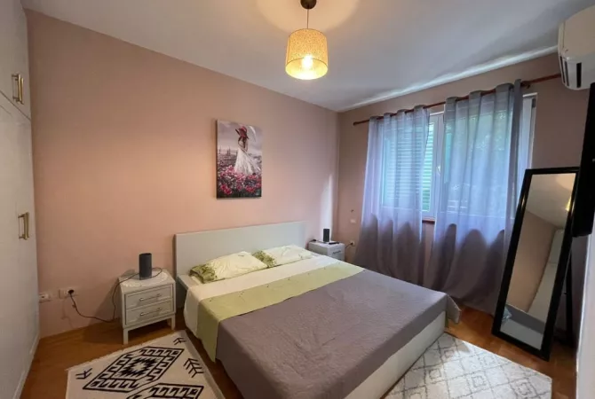 Shtepi me qera 2+1 ne Tirane - 550 Euro