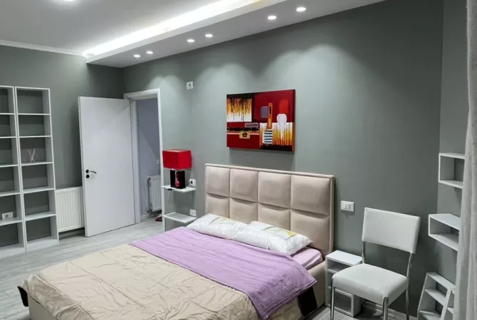 Shtepi me qera 1+1 ne Tirane - 650 Euro