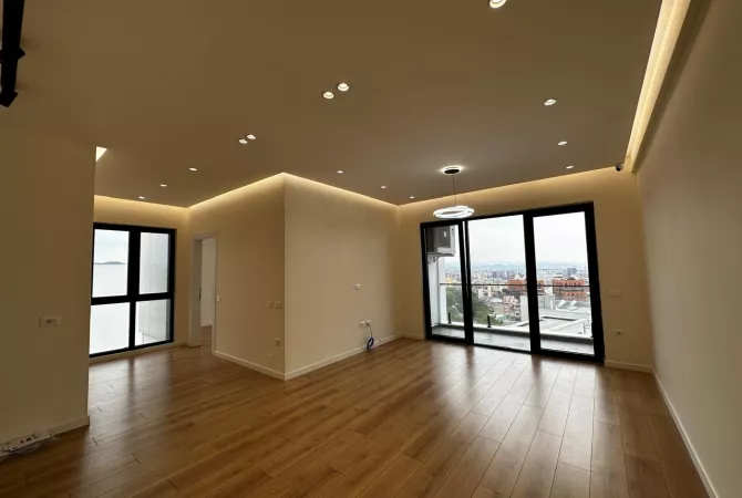 Business Property for Rent 3+1 in Tirana - 750 Euro