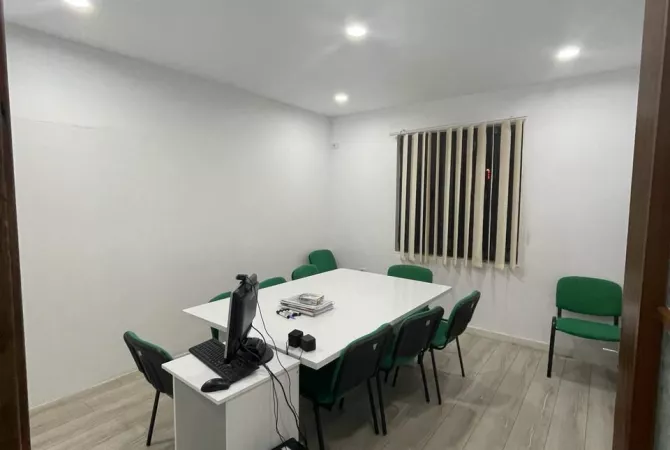 Business Property for Rent 3+1 in Tirana - 900 Euro