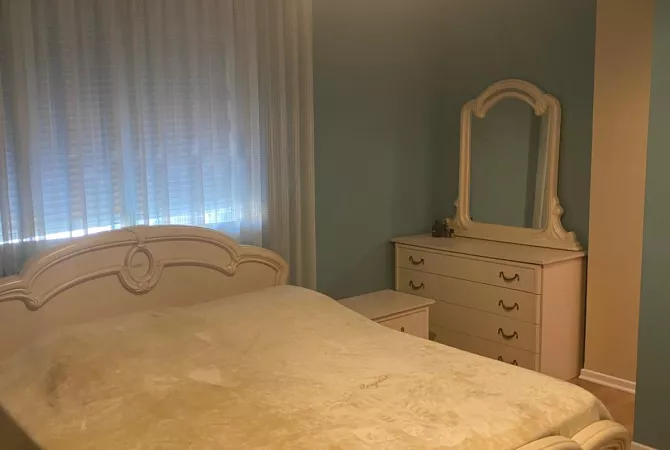 Shtepi me qera 1+1 ne Tirane - 58,000 Leke