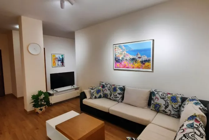 Shtepi me qera 3+1 ne Tirane - 650 Euro