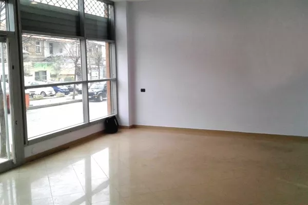 Ambient biznesi ne shitje 1+1 ne Tirane - 300,000 Euro