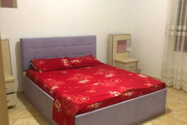 Shtepi me qera 1+1 ne Tirane - 450 Euro