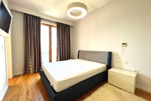 Shtepi me qera 1+1 ne Tirane - 50,000 Leke