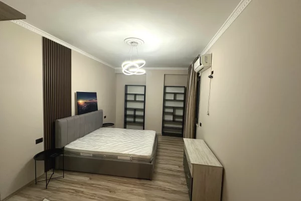 Shtepi me qera 2+1 ne Tirane - 58,000 Leke